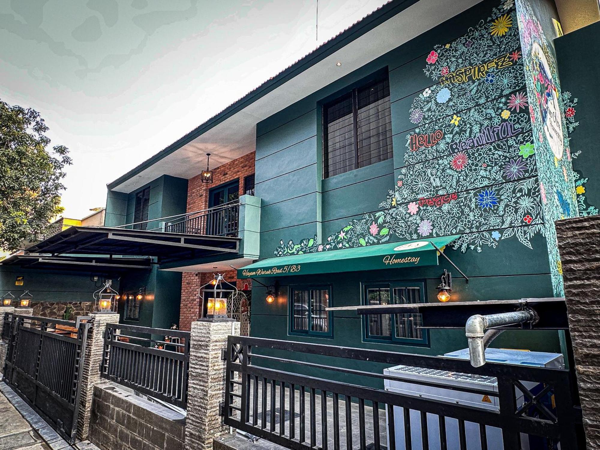 Lugano Arte Homestay Jakarta Exterior foto
